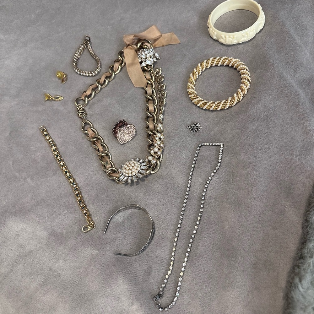 Elegant Jewelry Lot - All is included!
